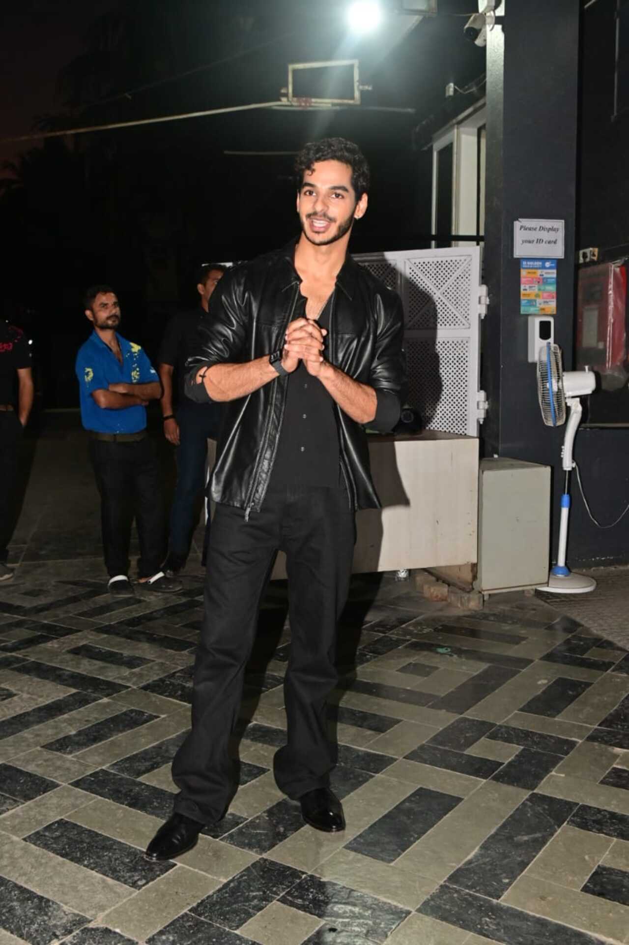 Ishaan Khatter was spotted in Bandra sporting an all-black look with a classy black leather jacket.